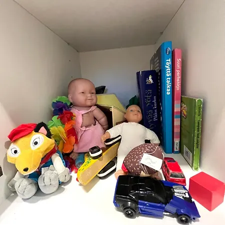 2br Design 400 M From Train Station Tikkurila Διαμέρισμα Βάνταα