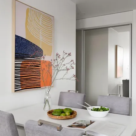 Apartment 2br Design 400 M From Train Station Tikkurila *