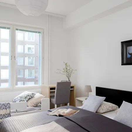 Διαμέρισμα 2br Design 400 M From Train Station Tikkurila